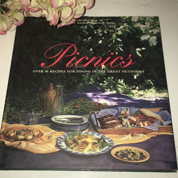 Country Garden Cookbook Series Picnics book, - Picture 1 of 8
